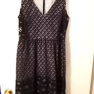 Ann Taylor LOFT  BLACK LINED LACE EVENING DRESS
